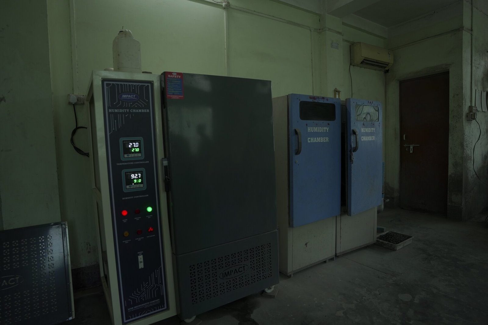 Microprocessor-Controlled Sample Humidity & Curing Chambers